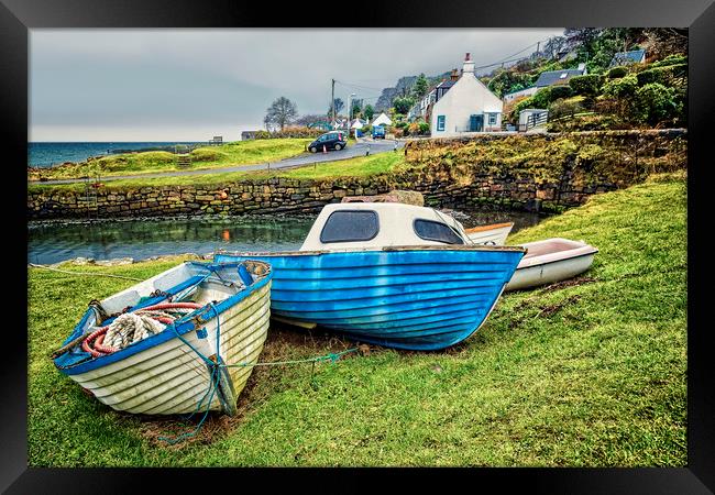 Corrie Harbour Framed Print by Valerie Paterson