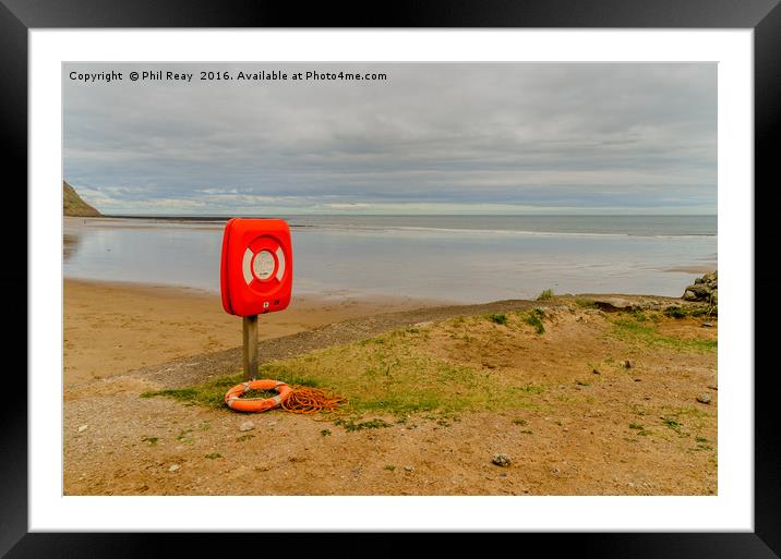 An empty beach Framed Mounted Print by Phil Reay