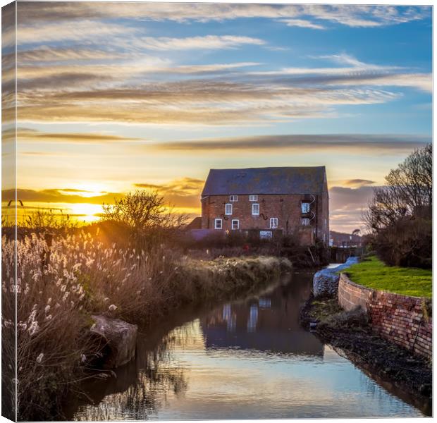 Yarmouth Tidal Millhouse Canvas Print by Wight Landscapes