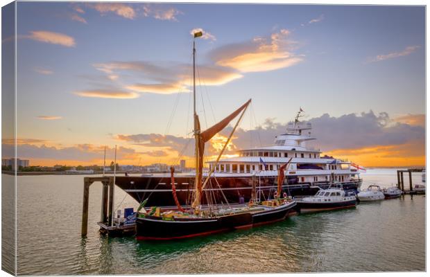 Gunwharf Quays Sunset Canvas Print by Wight Landscapes