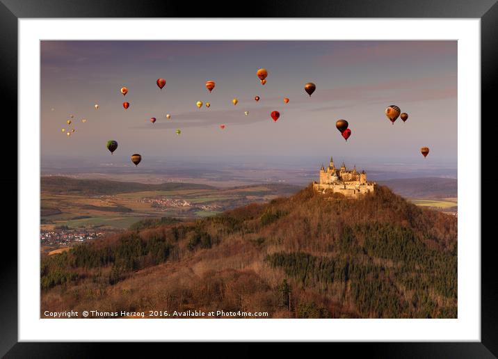 Montgolfiere Balloon fiesta Framed Mounted Print by Thomas Herzog