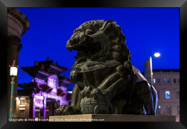 Chinese statue  Framed Print by Steven Blanchard
