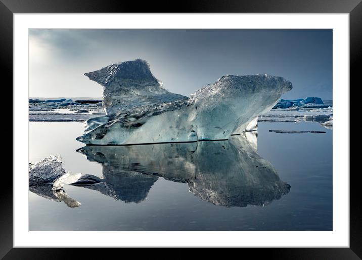 Icelandic Views Jökulsarlon glacier lagoon Framed Mounted Print by Gail Johnson