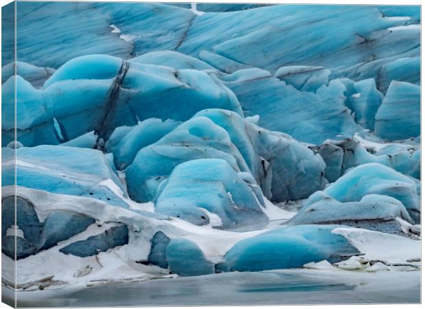 Icelandic Views - Svínafellsjökull glacier  Canvas Print by Gail Johnson