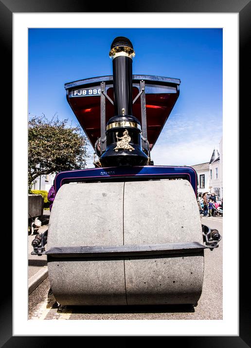 traction engine Framed Mounted Print by keith sutton