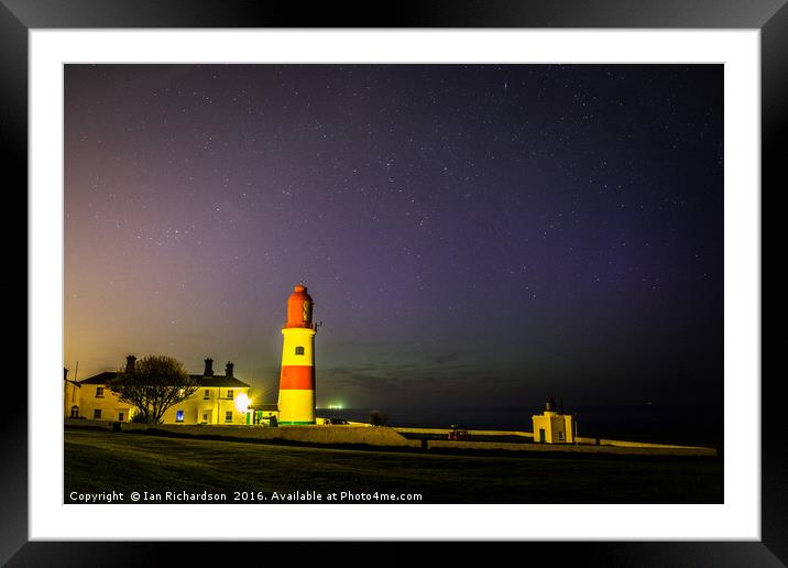 Souter & The Aurora. Framed Mounted Print by Ian Richardson