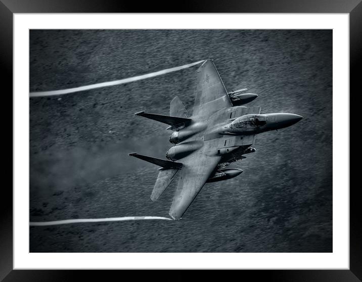 F-15E strike Eagle Framed Mounted Print by Andrew chittock