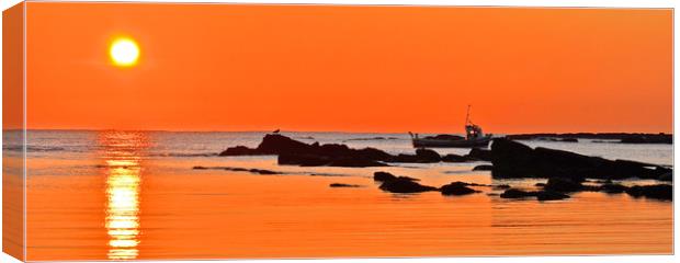                    Cullercoats winter sunrise.    Canvas Print by Michael Oakes