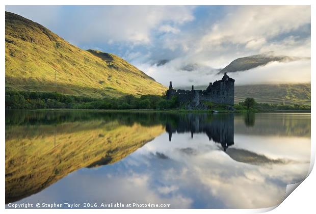 A new day at Kilchurn Print by Stephen Taylor