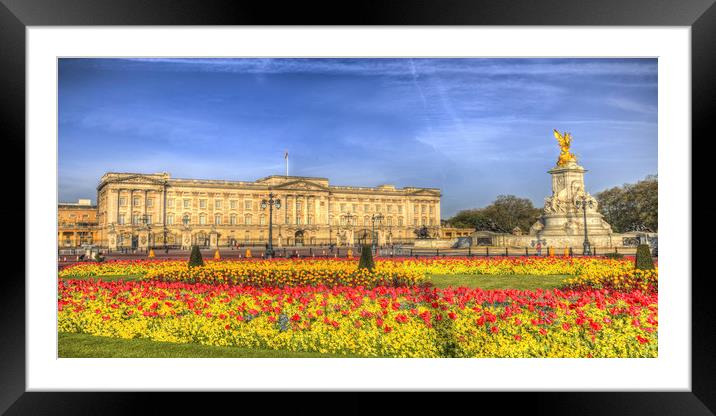 Buckingham Palace London Panorama Framed Mounted Print by David Pyatt