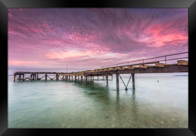 Victoria Pier Sunset Framed Print by Wight Landscapes