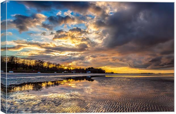 Sunset On Ryde Beach Canvas Print by Wight Landscapes