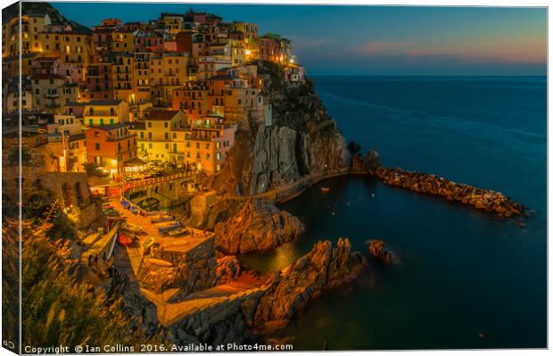Sunset in Manarola, Italy Canvas Print by Ian Collins