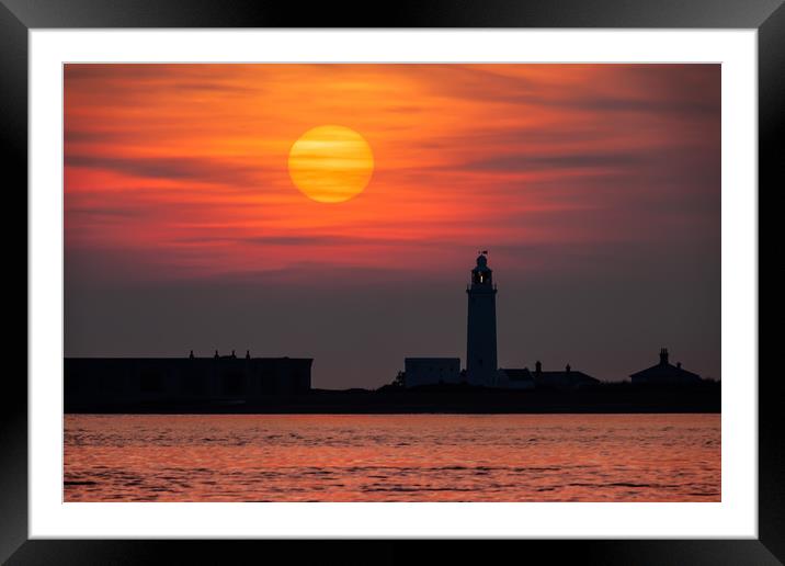 Hurst Lighthouse Sunset Framed Mounted Print by Wight Landscapes