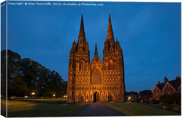 Lichfield cathedral  Canvas Print by Alan Tunnicliffe