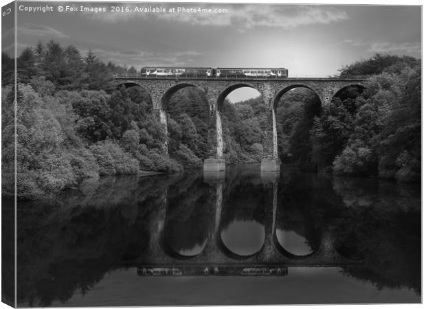 Train over the river viaduct Canvas Print by Derrick Fox Lomax