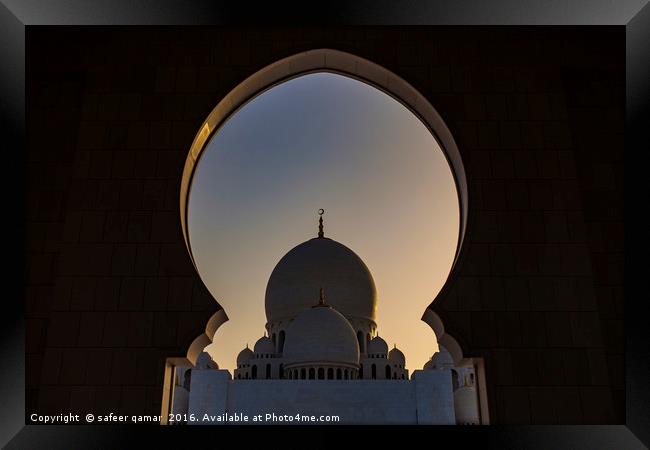 The Grand Mosque  Framed Print by safeer qamar