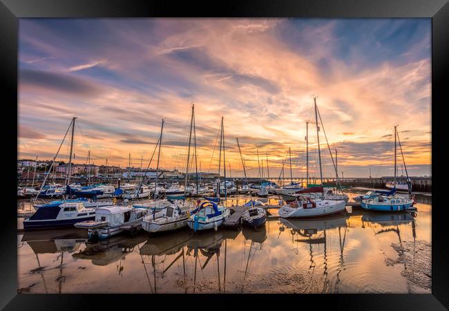 Ryde Harbour Sunset Isle Of Wight Framed Print by Wight Landscapes