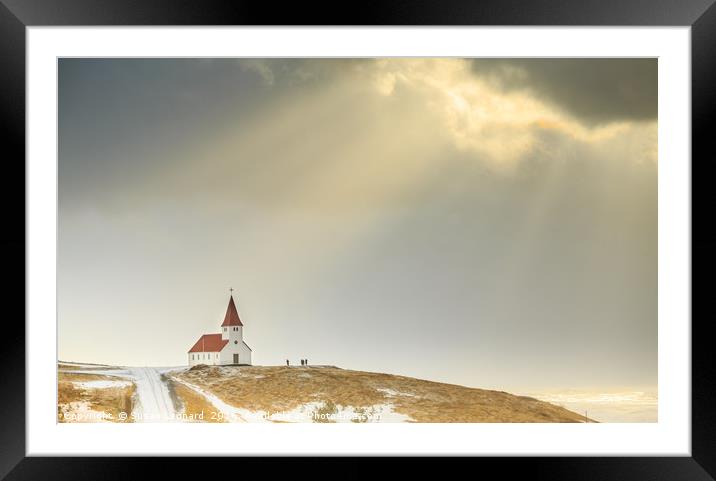 Church on the hill Framed Mounted Print by Susan Leonard
