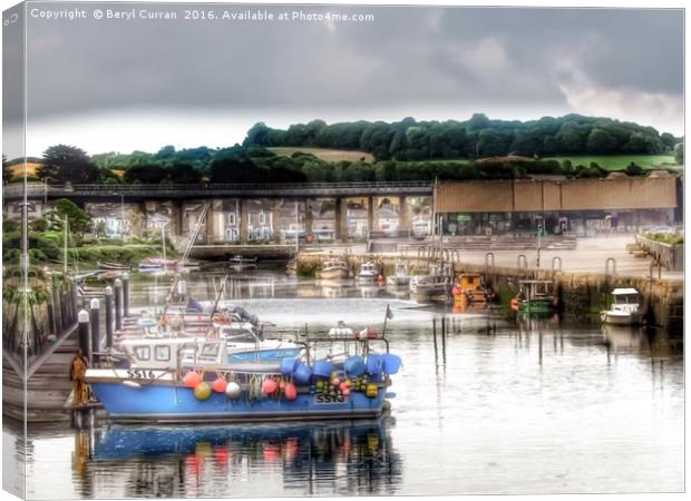 Majestic Tide at Hayle Harbour Canvas Print by Beryl Curran