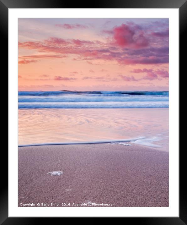 Dhail Mor Sunset. Framed Mounted Print by Garry Smith