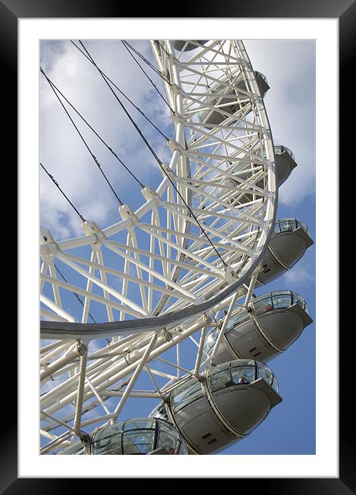 London Eye Framed Mounted Print by Iain McGillivray