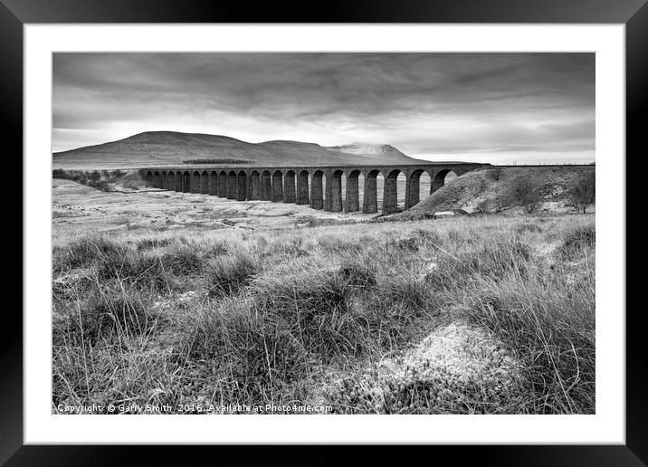 The Viaduct. Framed Mounted Print by Garry Smith