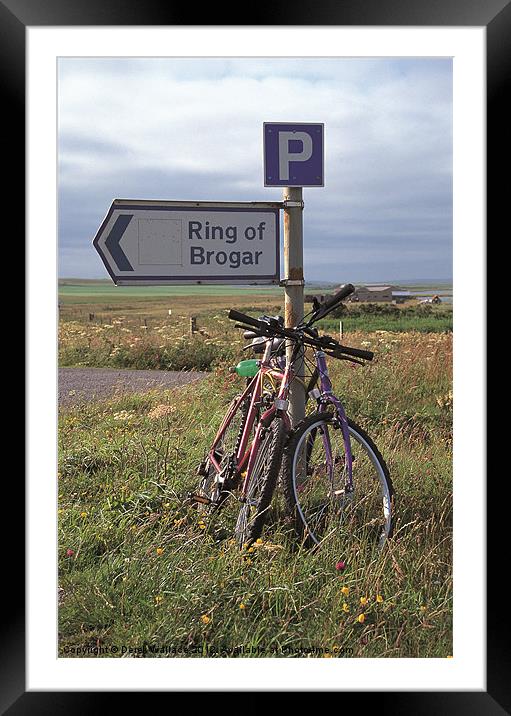 Ring of Brogar sign post Framed Mounted Print by Derek Wallace