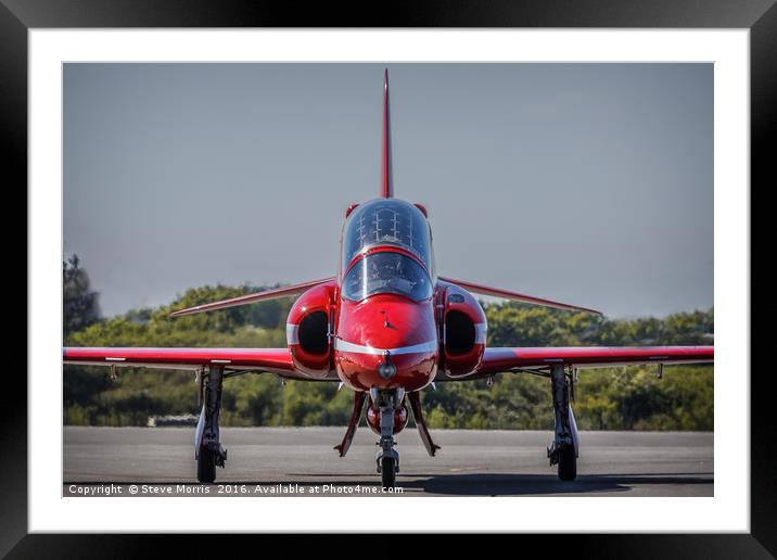 Head on Red Arrow Framed Mounted Print by Steve Morris