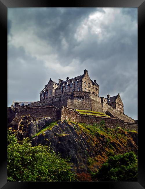 Edinburgh Castle, Scotland. Framed Print by Aj’s Images