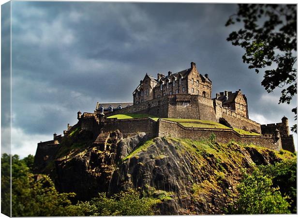 Edinburgh Castle, Scotland. Canvas Print by Aj’s Images