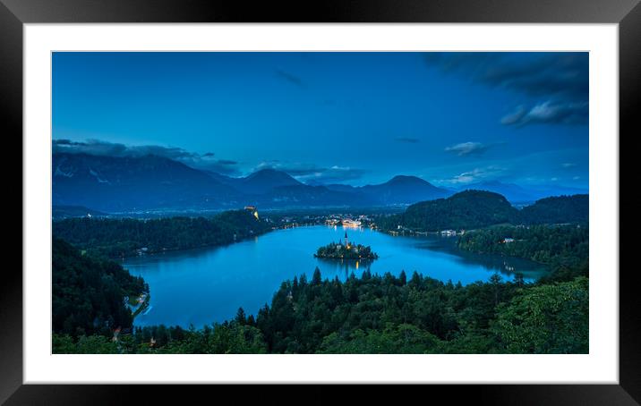 Bled by night Framed Mounted Print by Mariusz Wozinski