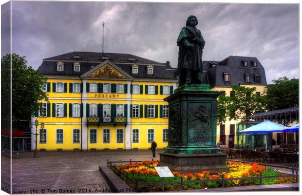 Central Post Office and Beethoven Memorial in Bonn Canvas Print by Tom Gomez
