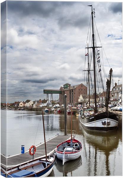 Wells Quayside Canvas Print by Stephen Mole