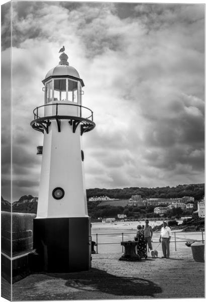 St Ives Lighthouse Canvas Print by Tony Bishop