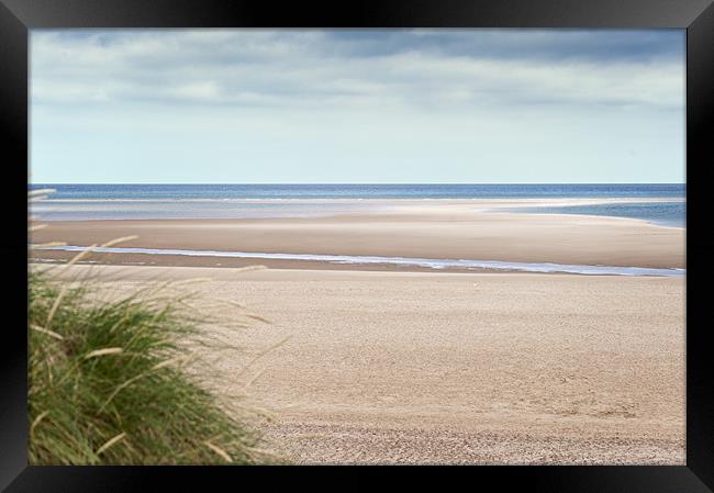 Wells beach at Low tide Framed Print by Stephen Mole