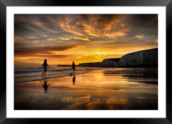 End Of A Perfect Day Framed Mounted Print by Phil Clements