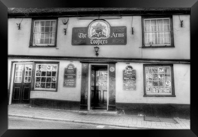 The Coopers Arms Pub Rochester Framed Print by David Pyatt