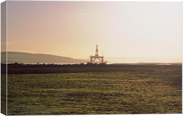 Oil Rig on a misty morning Canvas Print by Derek Wallace