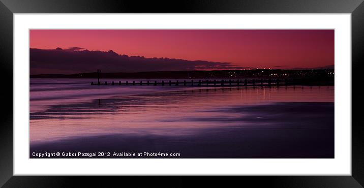Aberdeen beach before sunrise Framed Mounted Print by Gabor Pozsgai