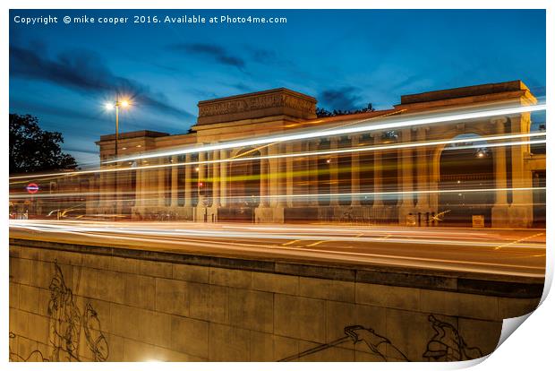 Hyde park corner screen light trail Print by mike cooper