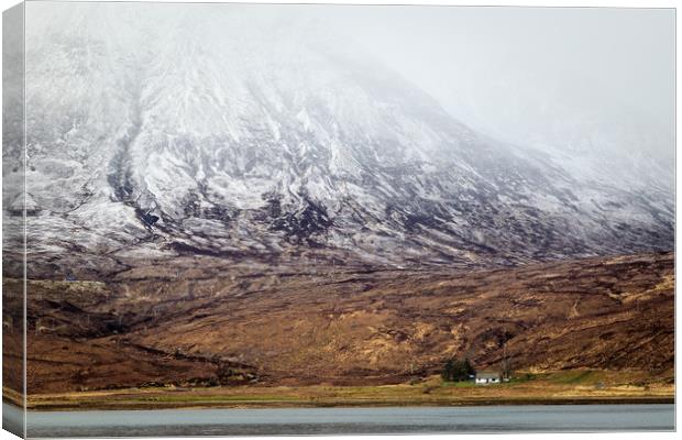 Isle of Skye  Canvas Print by chris smith