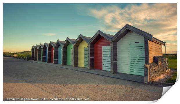Beach Huts, blyth seafront Print by gary ward