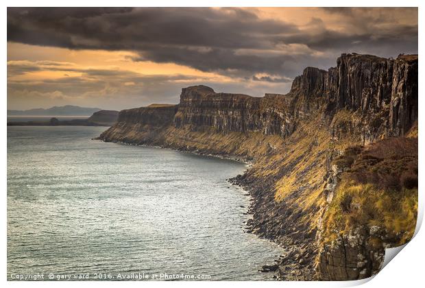 Kilt rock, isle of skye scotland Print by gary ward