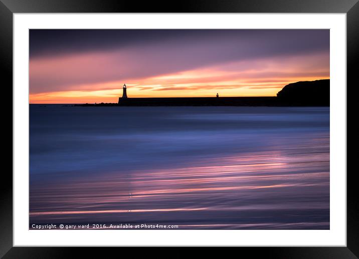 Tynemouth Longsands Beach sunrise Framed Mounted Print by gary ward
