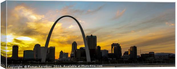The Gateway Arch and downtown of St. Louis, Missur Canvas Print by Roman Korotkov