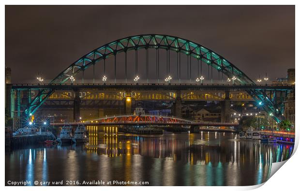 Newcastle Tyne Bridge Print by gary ward