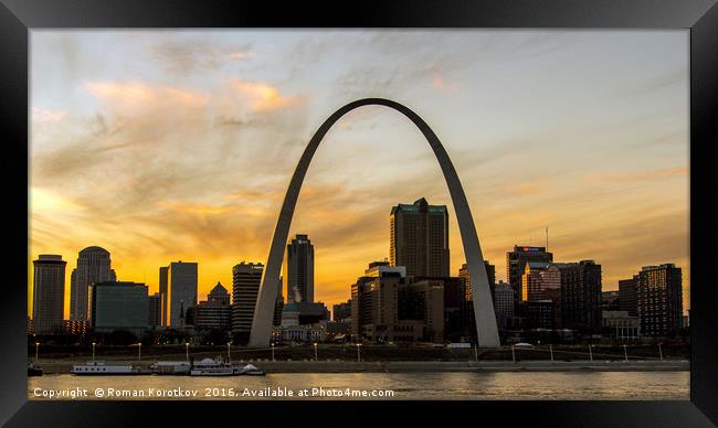 The Gateway Arch and downtown of St. Louis, Missur Framed Print by Roman Korotkov