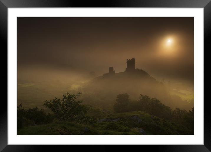 Dolwyddelan castle in the mist Framed Mounted Print by Rory Trappe