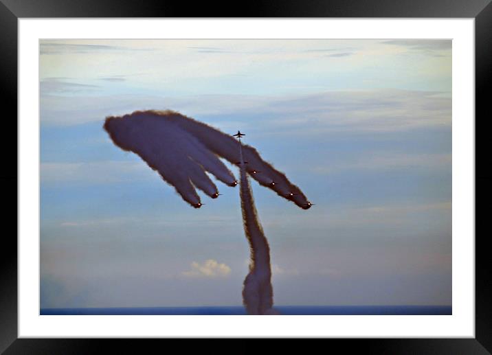 Like a giant hand in the Sky  Framed Mounted Print by Lynn Carter